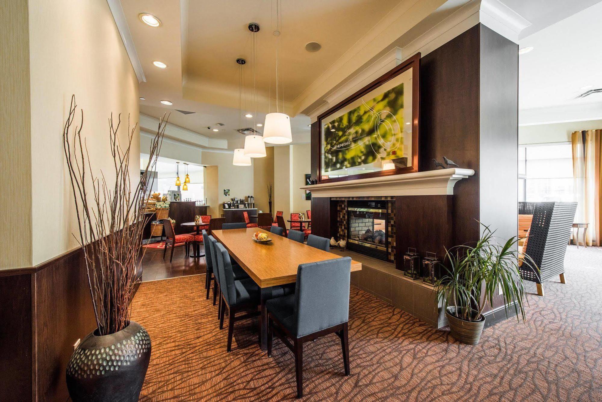 Hilton Garden Inn Saskatoon Downtown Buitenkant foto
